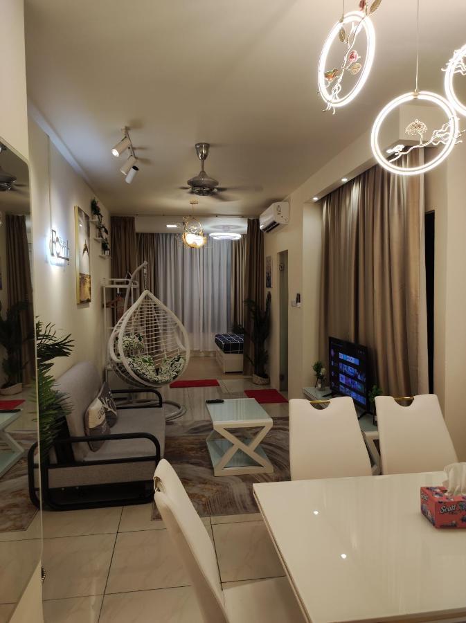Thirteen Residence Tr06 @ Itcc Manhattan Suites Kota Kinabalu Exterior foto